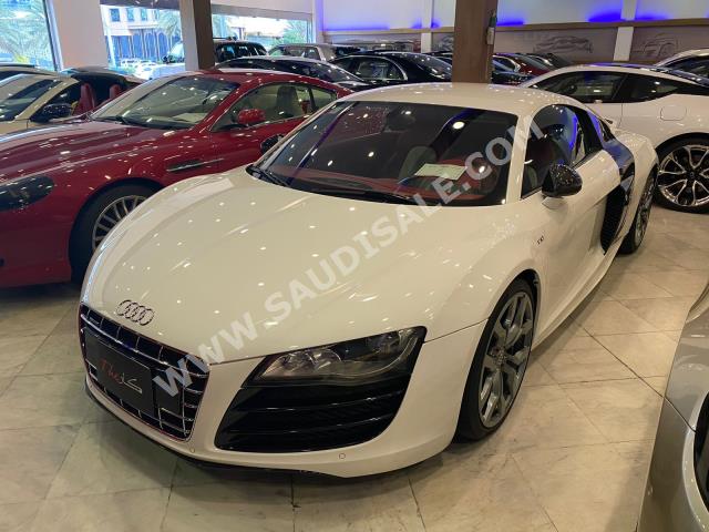 2011 اودي ار 8