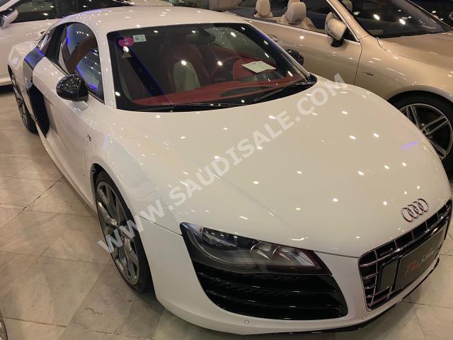 2011 اودي ار 8