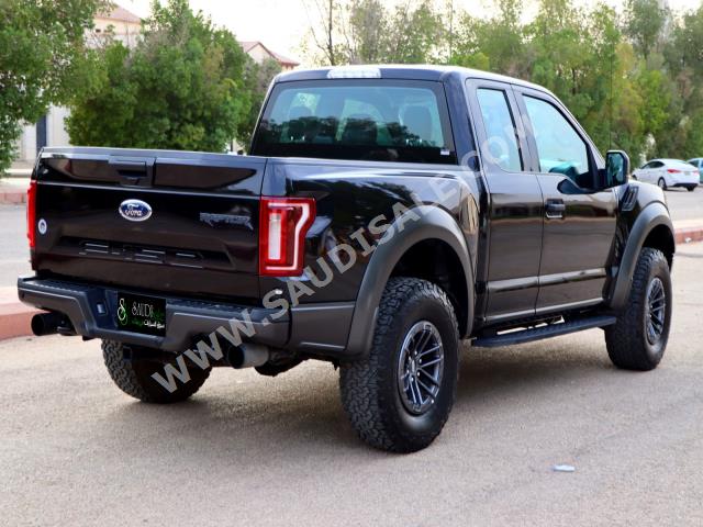 2020 فورد اف 150 رابتور