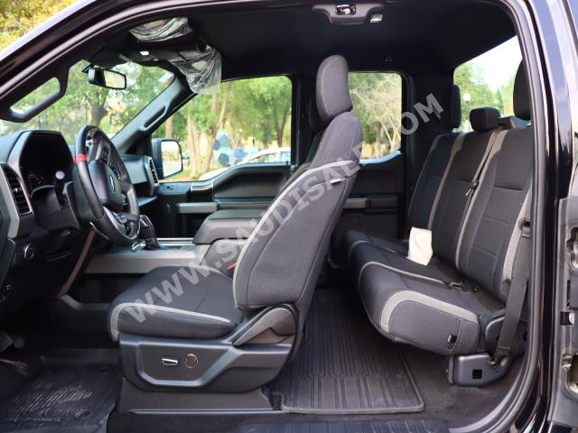 2020 فورد اف 150 رابتور