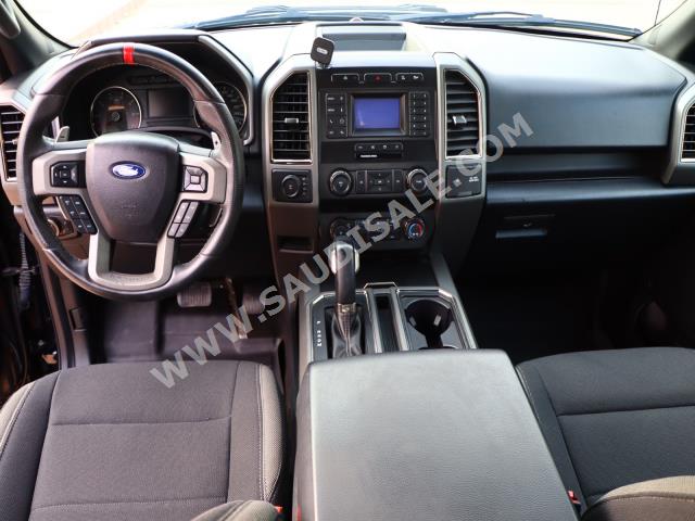 2020 فورد اف 150 رابتور