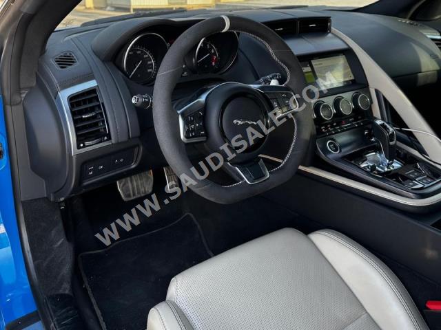 2019 جاكوار اف-تايب