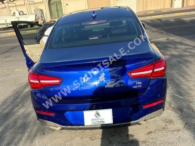 2022 هونشي اتش اس 5