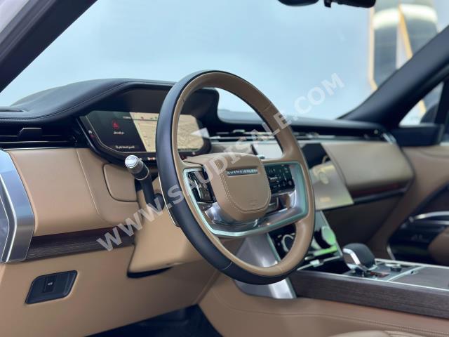 2022 لاند روفر رينج روفر اوتوبيوغرافي