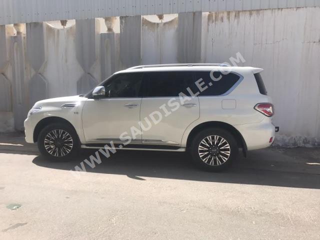 2016 Nissan Patrol SE2