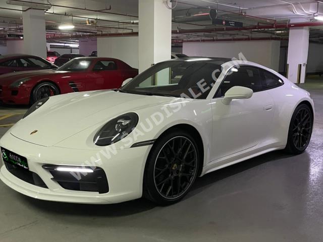 2020 بورش 911 كاريرا