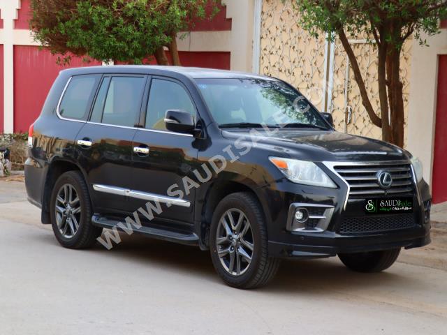 2014 Lexus LX 570