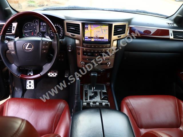 2014 Lexus LX 570