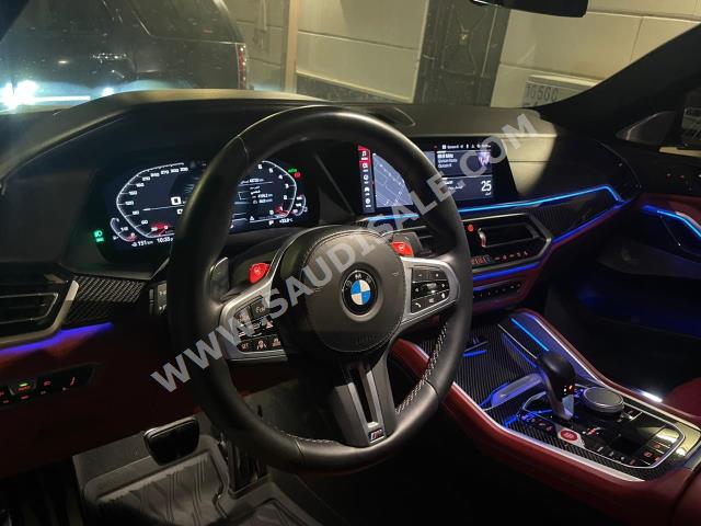 2021 بي ام دبليو الفئة اكس 6 إم كومبيتيشن