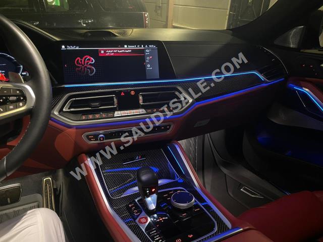 2021 بي ام دبليو الفئة اكس 6 إم كومبيتيشن