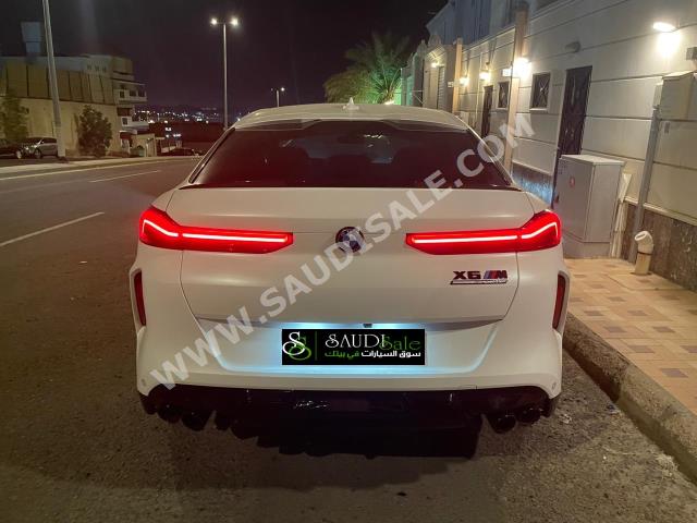 2021 بي ام دبليو الفئة اكس 6 إم كومبيتيشن