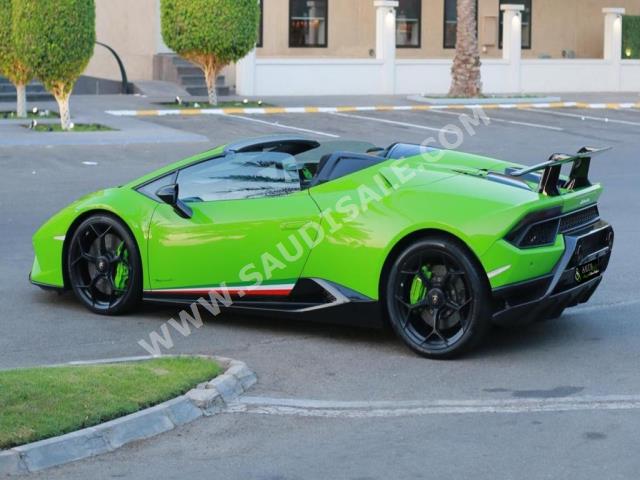 2018 لمبرجيني هوراكان بيرفورمانت