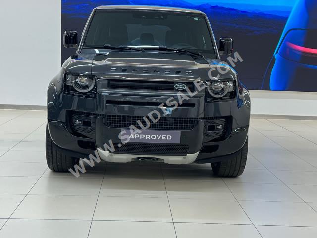 2023 لاند روفر ديفيندر اكس 110