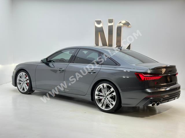 2022 اودي اس 6