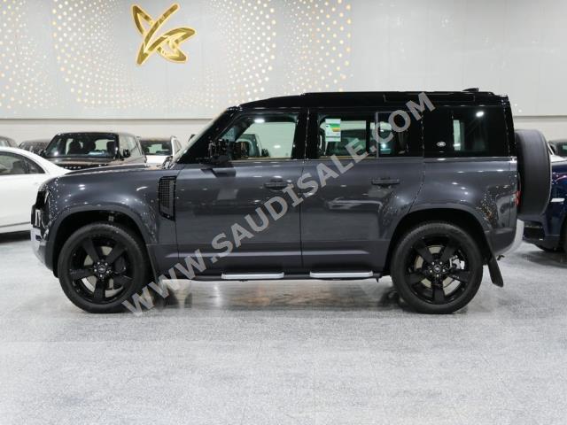 2024 لاند روفر ديفيندر اتش اس اي