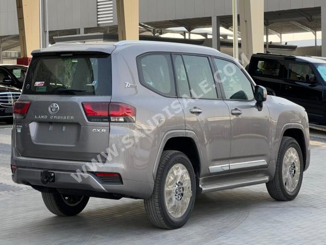 2022 تويوتا لاند كروزر جي اكس ار