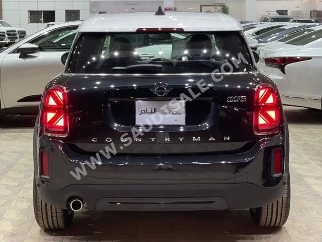 2023 ميني كونتري مان