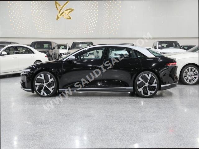 2024 لوسيد جراند تورينج