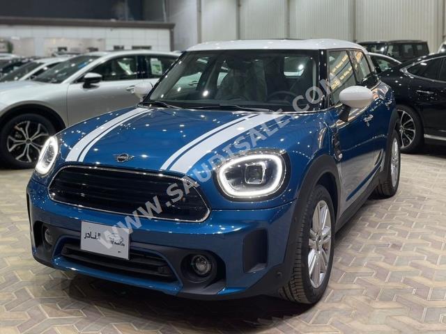 2023 ميني كونتري مان