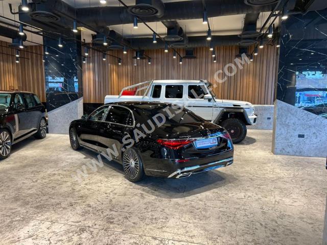 2024 مرسيدس - بنز إس 680 مايباخ