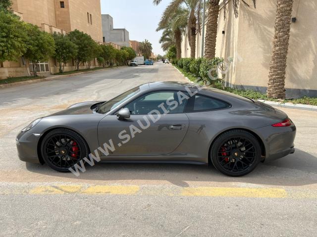 2016 بورش 911 كاريرا جي تي اس