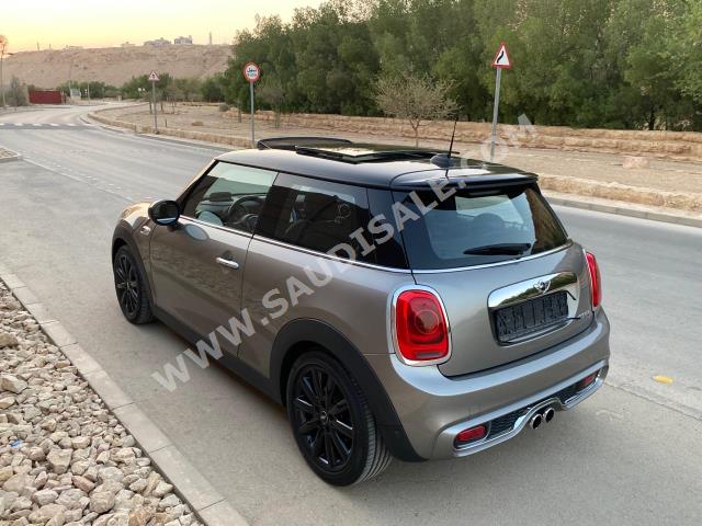 2017 ميني كوبر اس