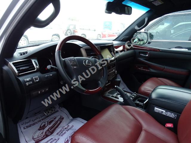 2014 Lexus LX 570