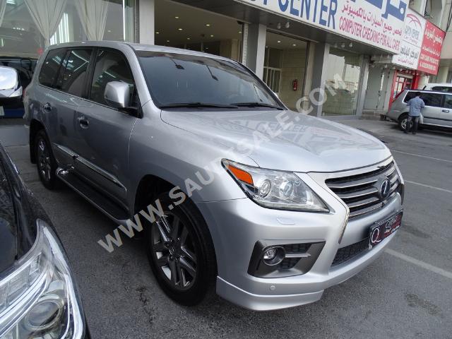 2014 Lexus LX 570