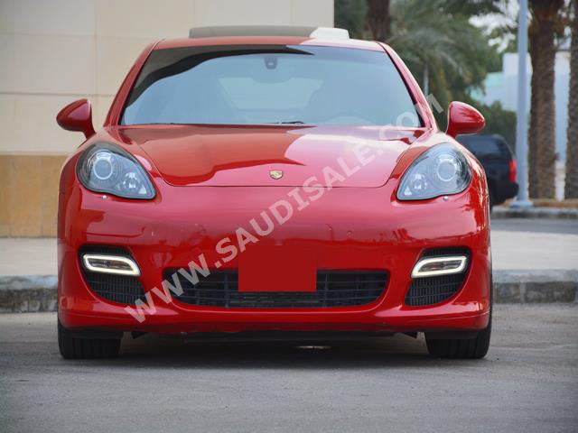 2010 Porsche Panamera Turbo