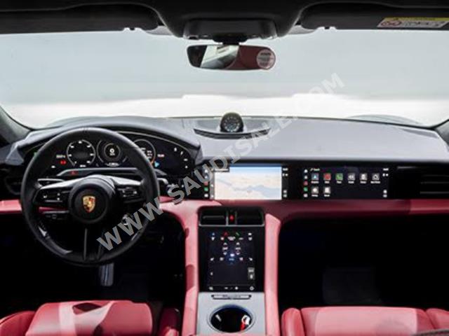 2023 بورش تايكان جي تي اس