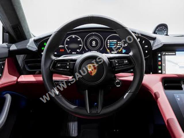 2023 بورش تايكان جي تي اس