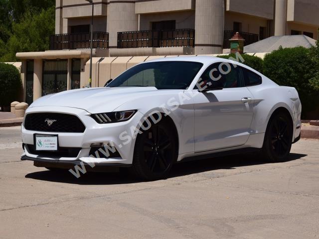 2016 Ford Mustang EcoBoost Premium