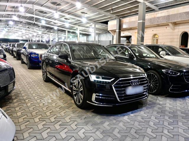 2019 اودي اي 8 ال