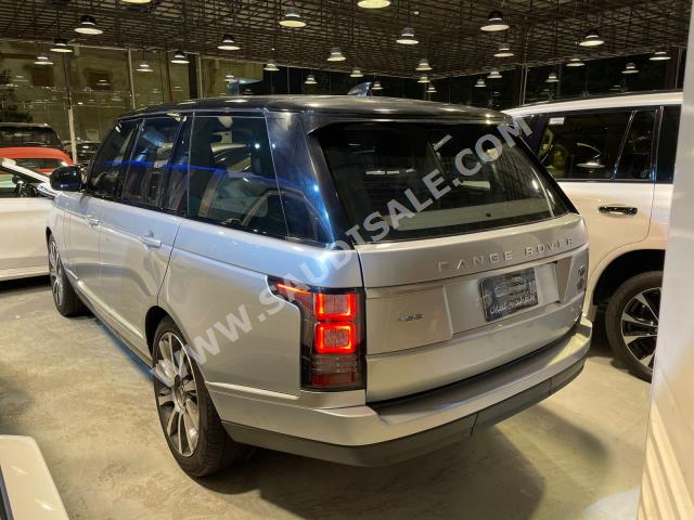 2017 لاند روفر رينج روفر اتش اس اي