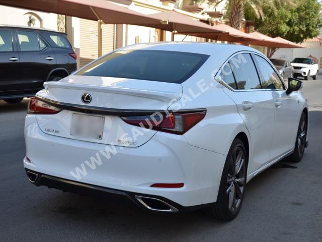 2020 Lexus ES 350 F Sport