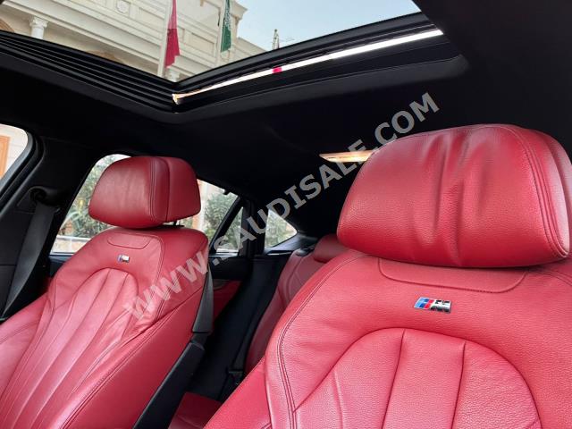 2015 بي ام دبليو الفئة اكس 6 إم كت