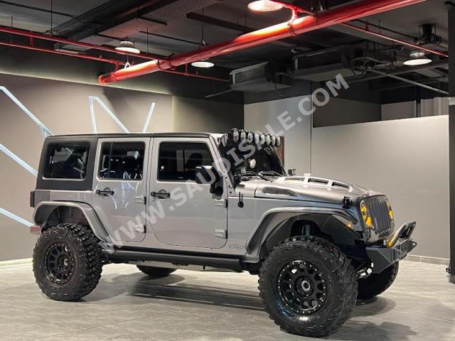 2016 جييب رانجلر صحارى