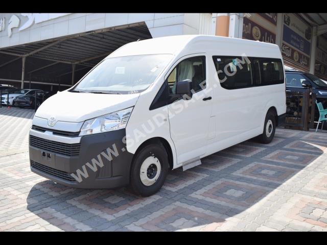 2023 Toyota Hiace