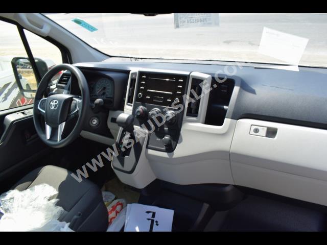 2023 Toyota Hiace