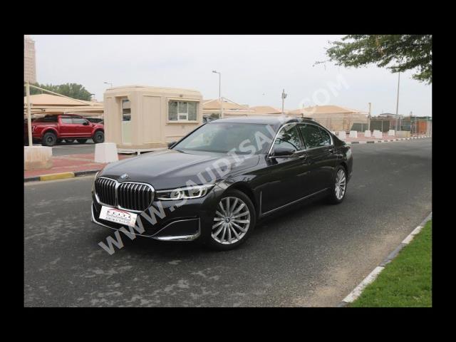 2022 بي ام دبليو الفئة السابعة 730 إل أي