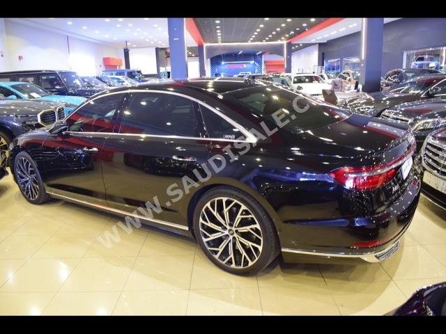 2021 اودي اي 8 ال