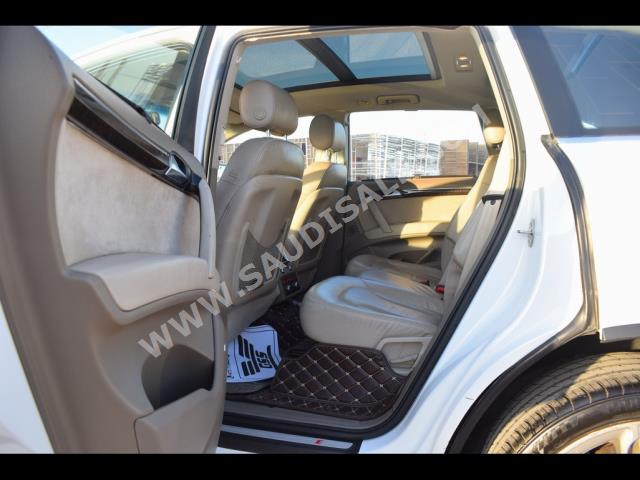 2010 اودي كيو 7 اس لاين