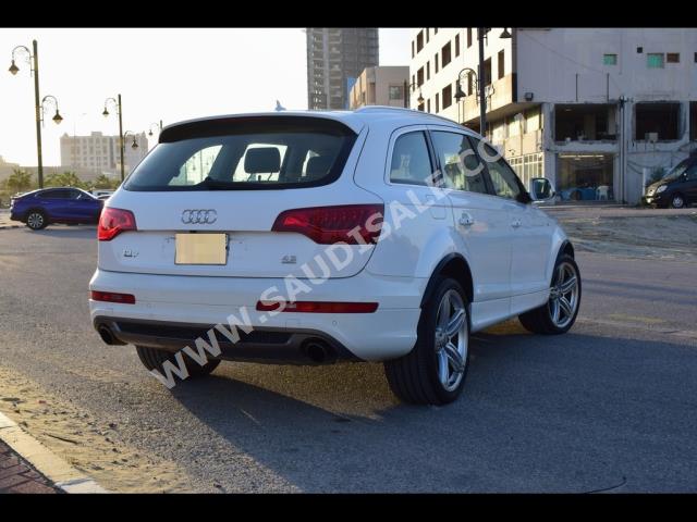 2010 اودي كيو 7 اس لاين