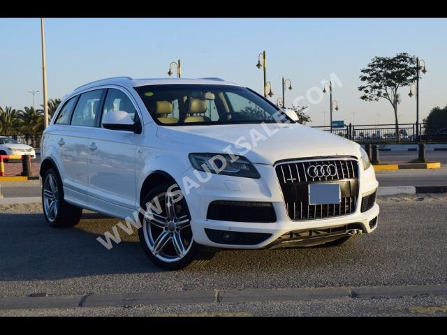 2010 اودي كيو 7 اس لاين