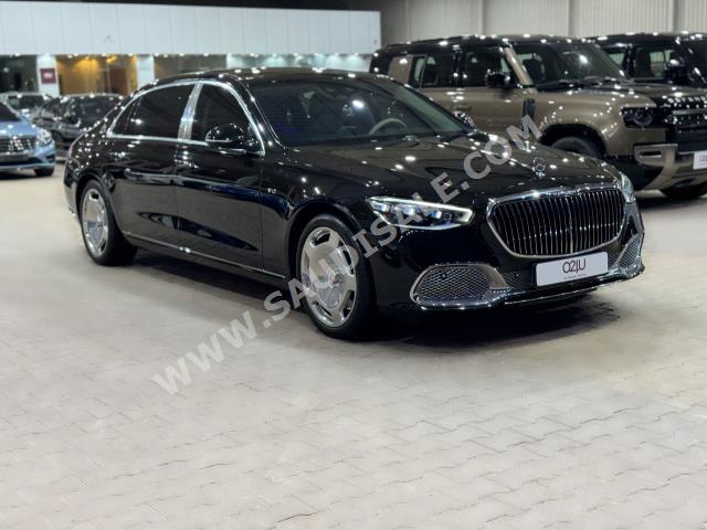 2022 مرسيدس - بنز إس 680 مايباخ