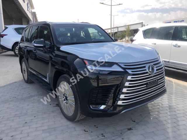 2023 لكزس إل إكس 600