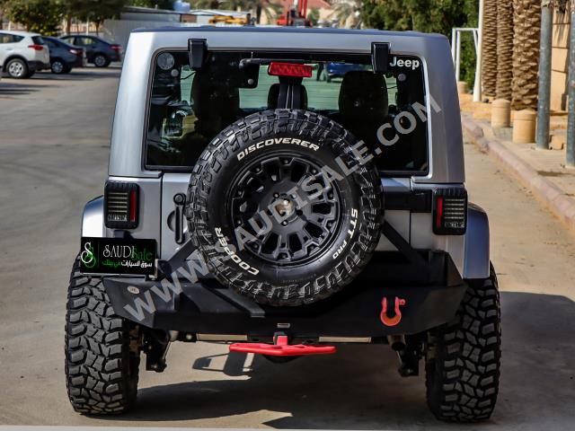 2014 جييب رانجلر صحارى