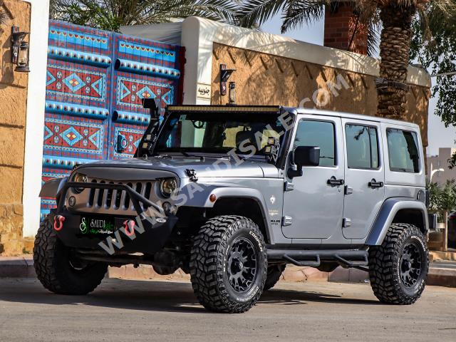 2014 جييب رانجلر صحارى