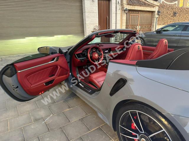 2023 بورش 911 توربو