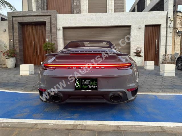 2023 بورش 911 توربو